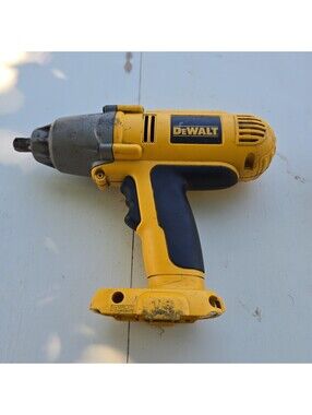 Dewalt DW059 1/2" Drive 18V Impact Wrench Cordless